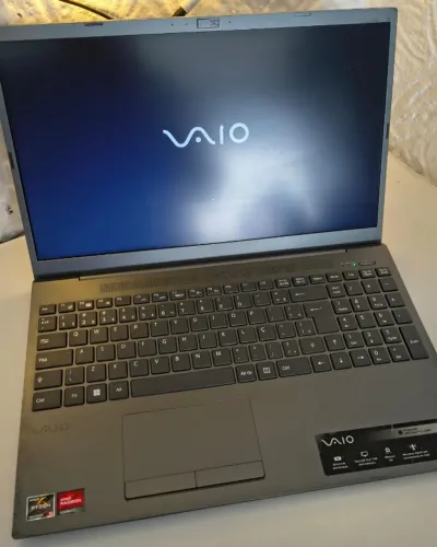 Notebook VAIO Ryzen 5 5500U, 4 GB RAM, SSD 256 GB, Tela 15,6" Full HD