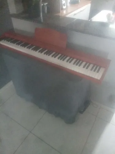 Piano digital 88 teclas 
