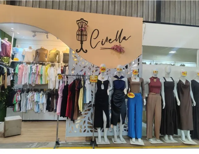Vendo ponto 2 bancas feira dos goianos passarela da moda