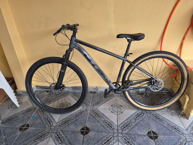 Vendo bike gts M5