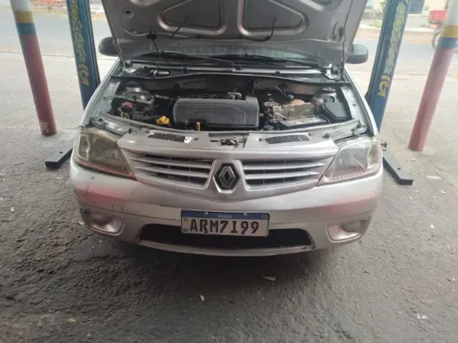 Renault Logan Expres./exp. UP Hi-flex 1.0 16V 4P 2010