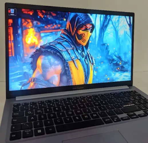 Notebook Asus Ryzen 7 4800H Radeon 2GB (6 Meses de Uso)