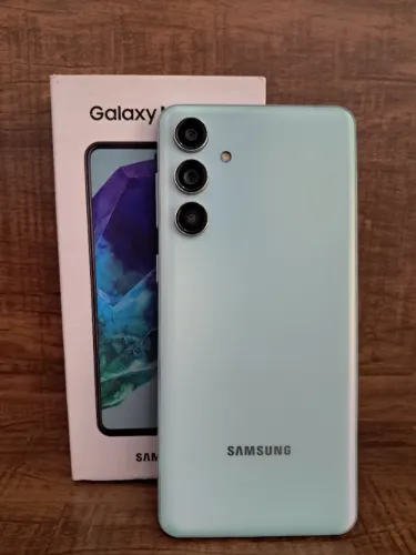 Samsung Galaxy M55 5G 256GB/8GB Verde - Completo com Nota Fiscal