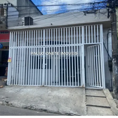 ALUGA-SE CASA COMERCIAL NA PANAIR - CENTRO