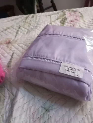 Bazar de roupas,lençol,pano de prato tapete e outros