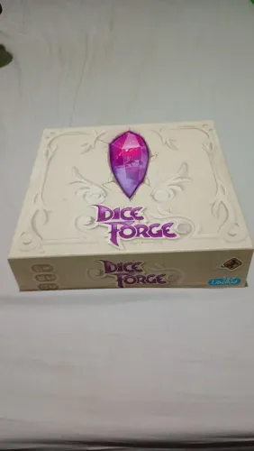 Jogo de tabuleiro dice forge