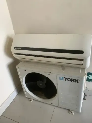 Ar-condicionado Comfee