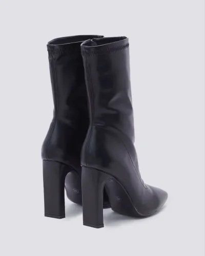 Bota 35