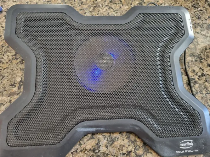 Suporte para notebook com cooler