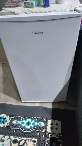 Frigobar midea branco
