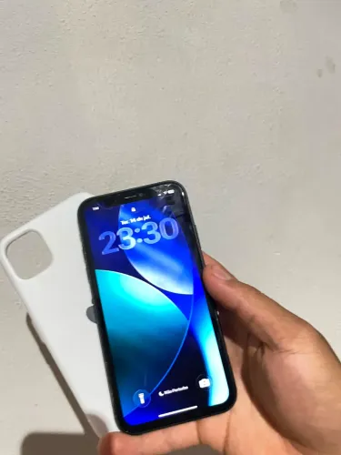 IPHONE 11 128GB TODO ORIGINAL ?