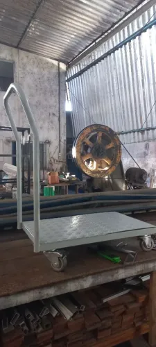 Carrinho plataforma