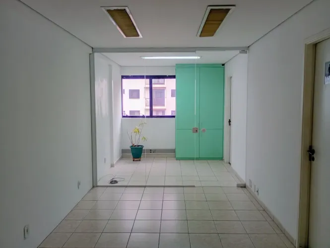 Sala Comercial à Venda ou Locação Rua Monte Alegre, Perdizes/SP