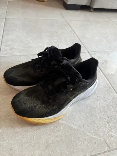 Tênis Assics Dynablast Preto