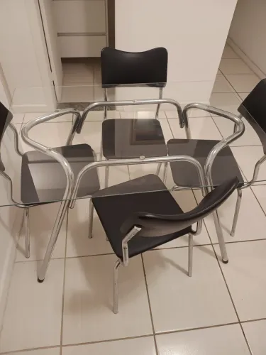 Mesa de Vidro 4 cadeiras