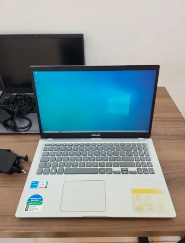Notebook asus vivobook 15 i5 novo