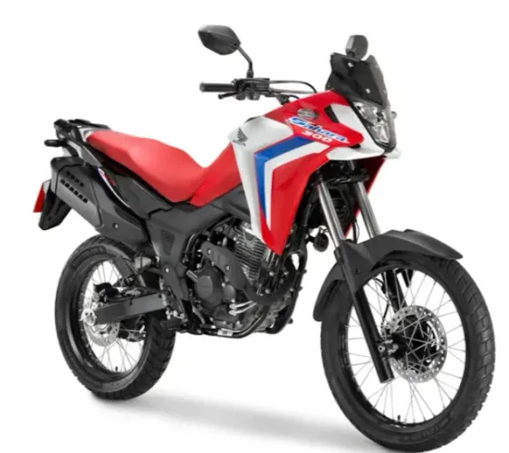 Moto Honda XRE 300 SAHARA RALLY 26/27