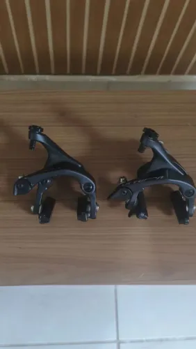 Freio ultegra modelo R8000