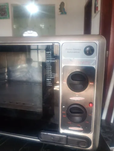 Vendo forno Fischer 36 litros todo inox com garantia de 3 meses.
