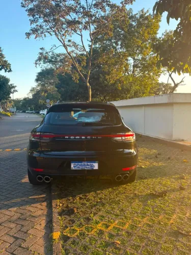 Porsche Macan 2.0 Turbo 237/252cv 2021