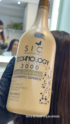 Atenção profissional cabeleireiro