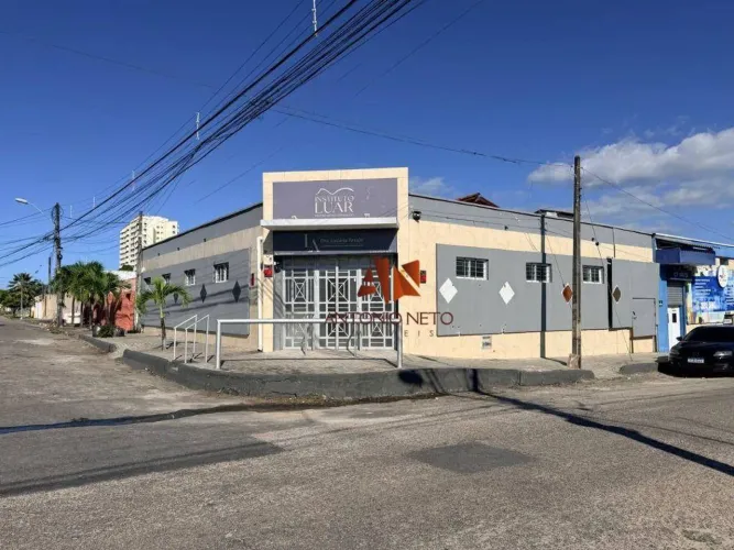 Clínica com recepção e 9 salas, 243 m² por R$ 1.190.000 - Cidade dos Funcionários - Fortal