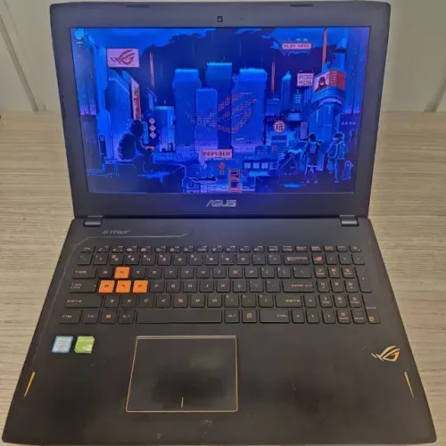 Notebook Asus ROG i7 7th - 12Gb Ram - GTX 1060 - 512Gb SSD