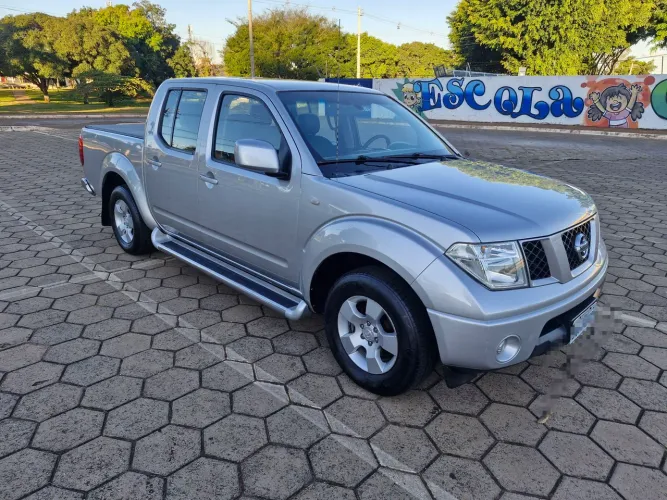 Nissan Frontier XE CD 4X2 2.5 TB Diesel 2012