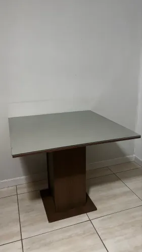 MESA QUADRADA 90x90 C/ TAMPO VIDRO