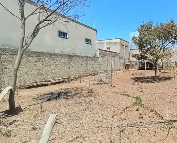 OPORTUNIDADE!! LOTE EM ESMERALDAS/MG