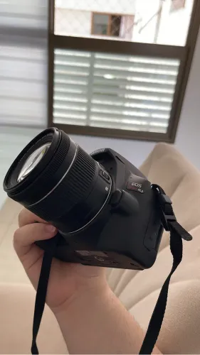 Canon Sl3 com MUITAS LENTES/ACESSÓRIOS