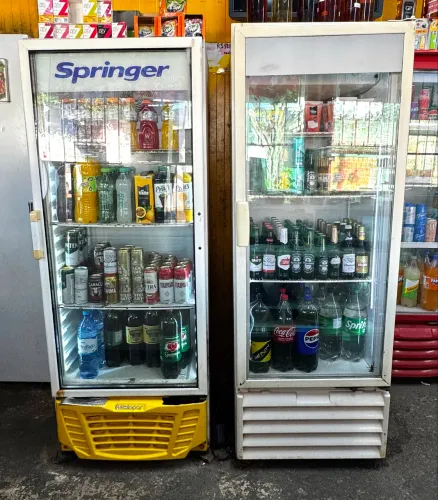 VENDO CÂMARA FRIGORÍFICO PARA BEBIDAS 4 por 2,60m