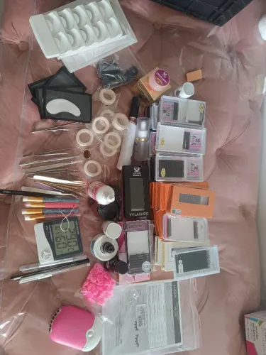 Material de cílios 
