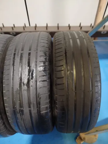 4 Pneus Pirelli 215/60 R17