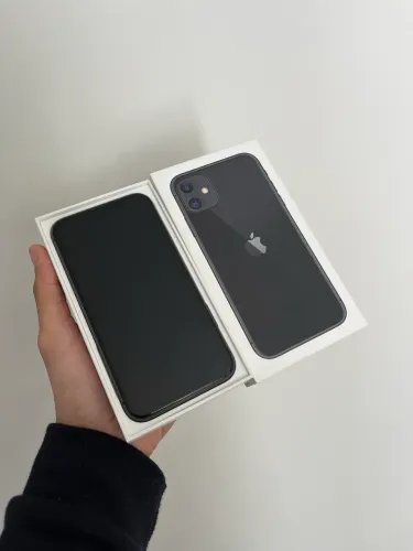 iPhone 11
