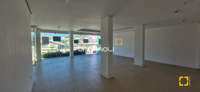 Loja venda Ingleses no do Portal Santinho - Excelente localização.