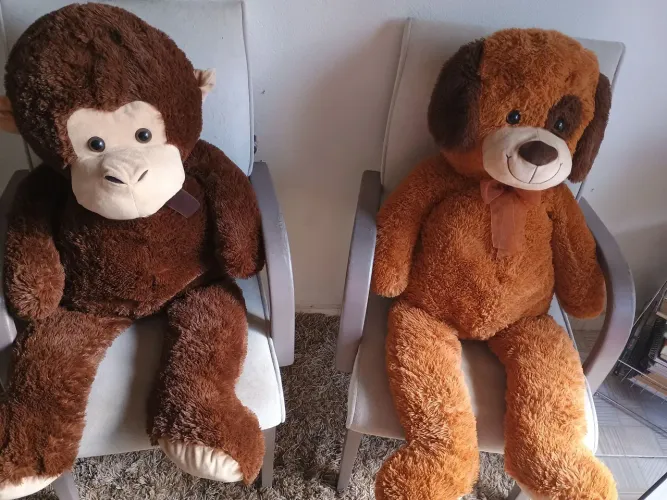 Urso pelúcia gigante + brinquedos diversos