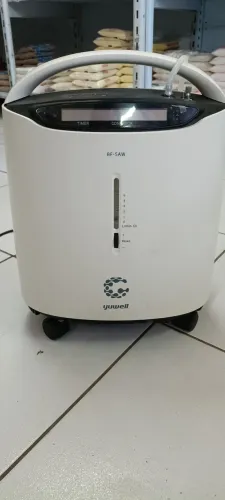 Vendo concentrador de oxigênio em perfeito estado de uso