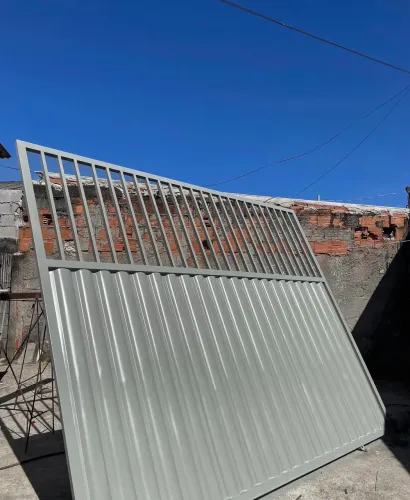 Portão de garagem (SOB MEDIDA)
