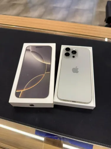 iPhone 16 pro max 256gb Natural titanium 90%