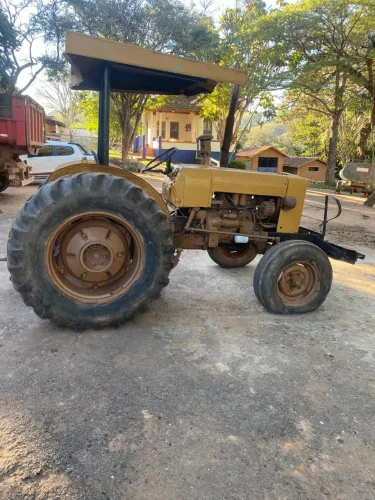 Trator Valmet