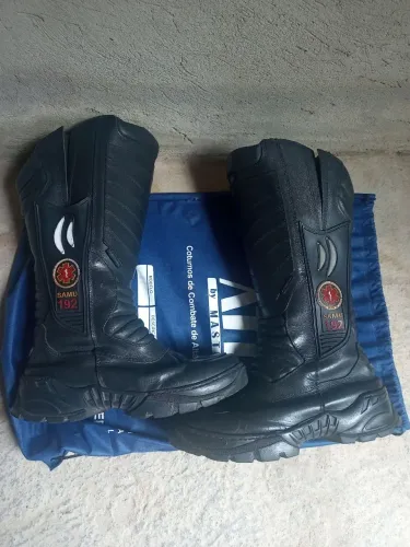 Bota cano longo / coturno Cano longo nova