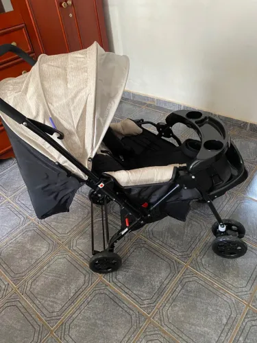 Carrinho de Bebê Alça Reversível - COSCO