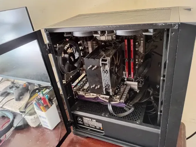 Pc gamer Ryzen 5 4600g / rx 580 / hd 400gb