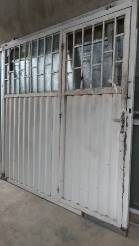 Portão de ferro