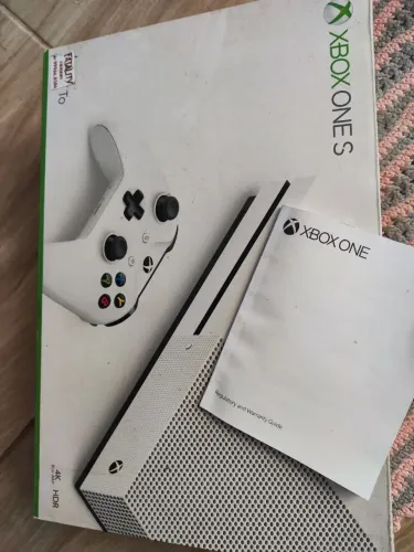 Xbox One S