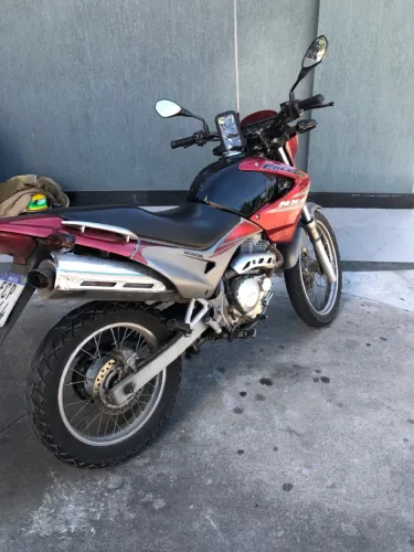 Honda NX 4 Falcon 400 2008