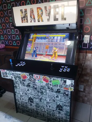 Fliperama multi jogos 32 polegadas.