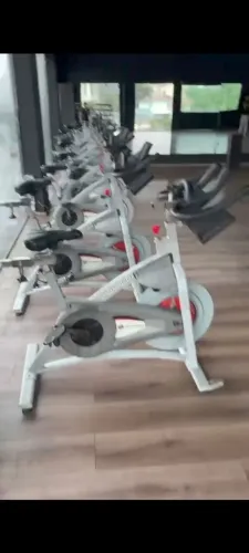 10 bikes Spinning Schwin