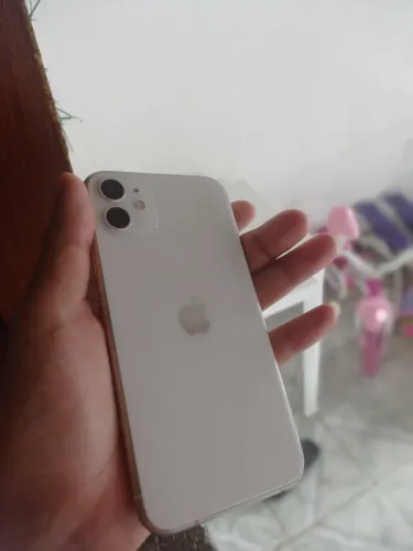 iPhone 11 128gb zerado